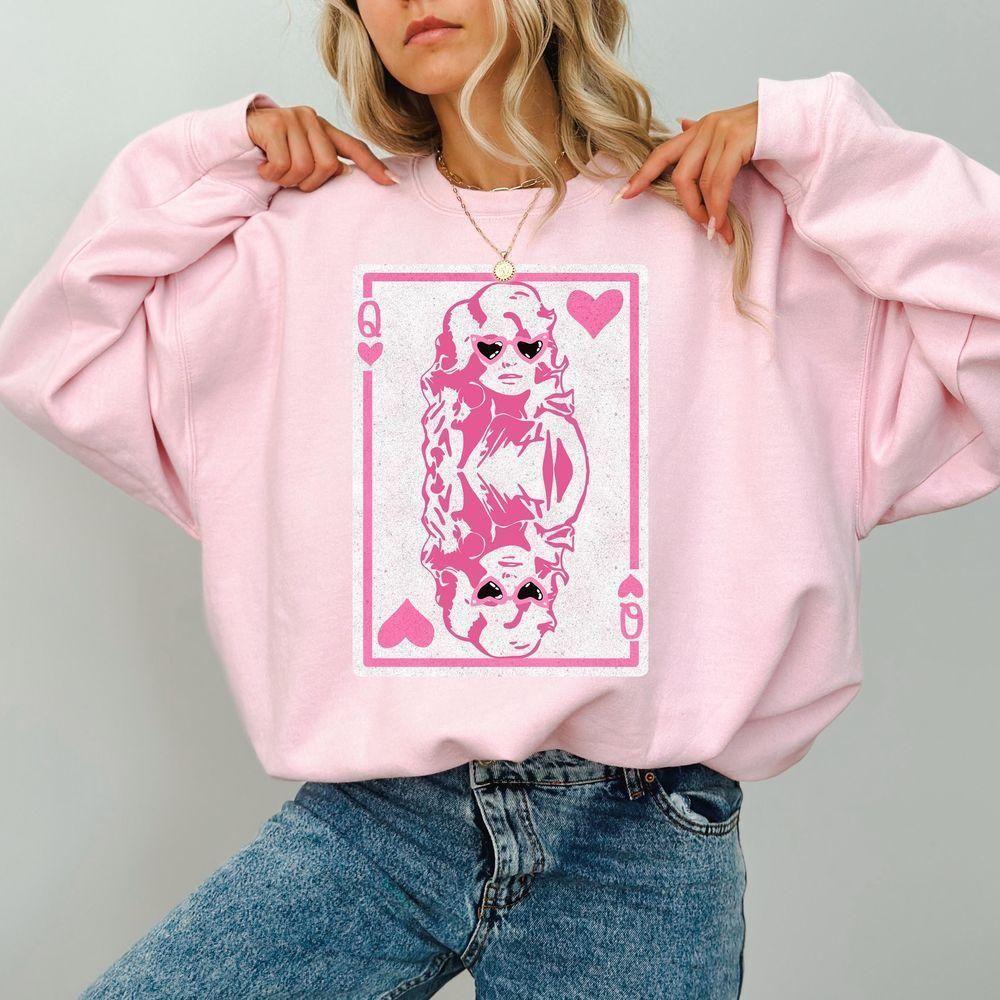 Queen Dolly Valentines Day Vuitino Shirt
